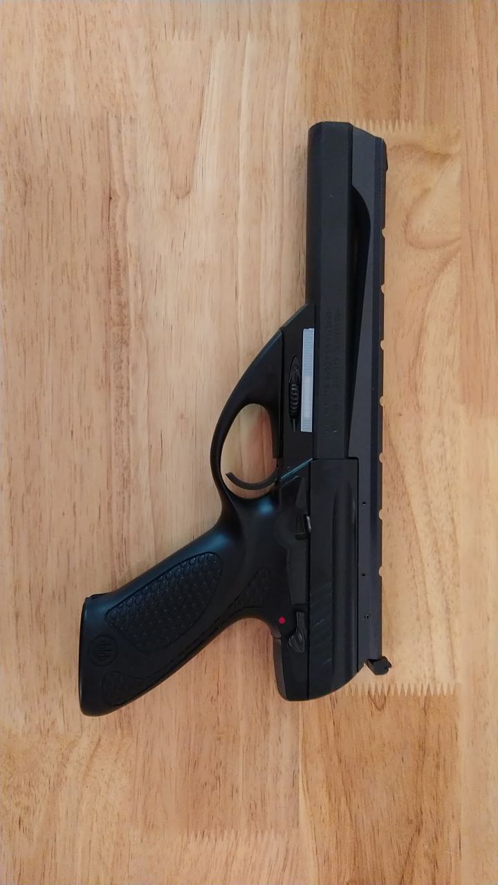 Pistool Beretta